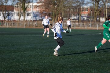 Bild 132 - Frauen SG Holstein Sued - SV Gruenweiss-Siebenbaeumen : Ergebnis: 0:2